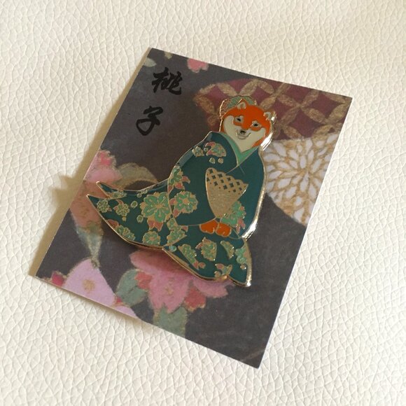 NWT Shiba Inu Geisha Enamel Pin - Picture 1 of 6